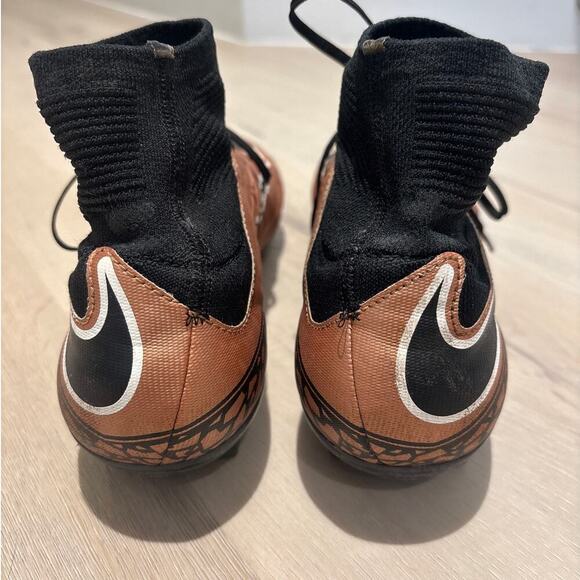 Nike Hypervenom Phinish 2 FG Elite 8.5US Women - Picture 2 of 7